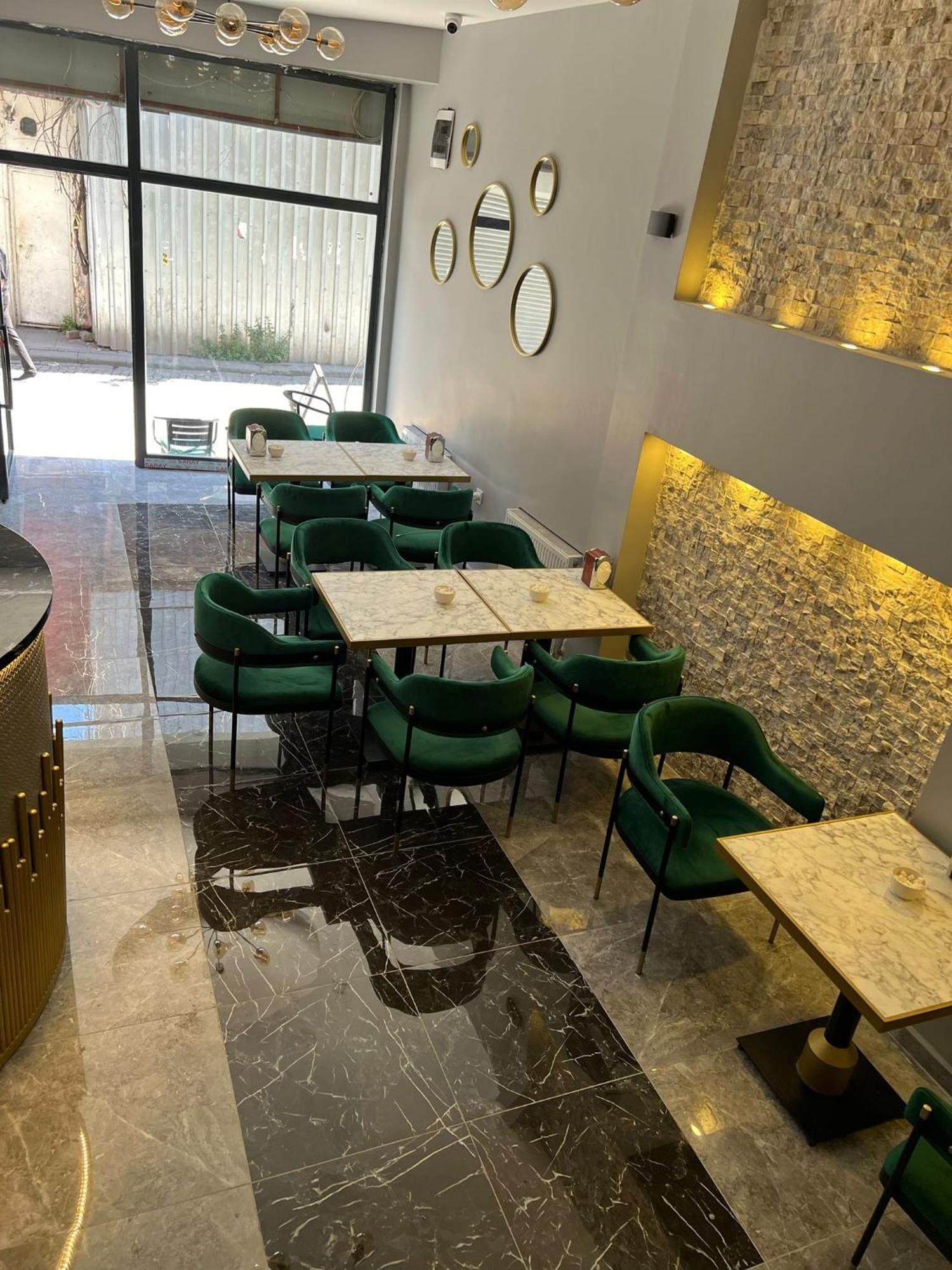 Dolphin Hotel Cafe — Fotoğraflar 2